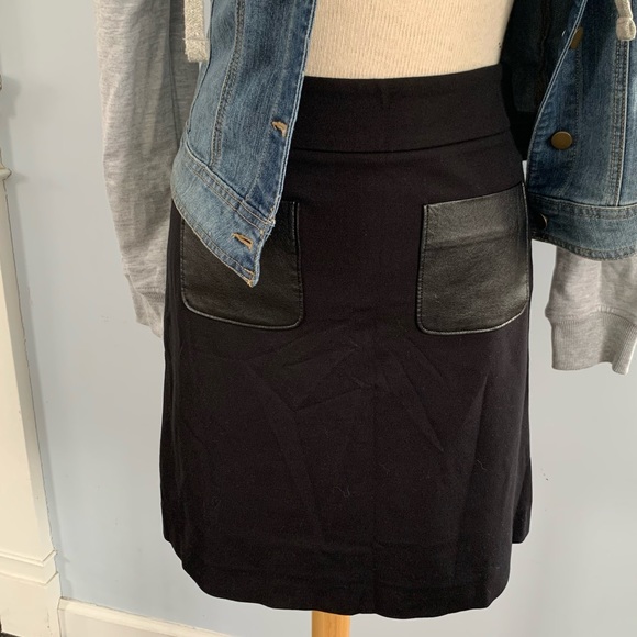 Nordstrom black ponte & faux leather skirt with vegan patch pockets by Halogen - Picture 3 of 14